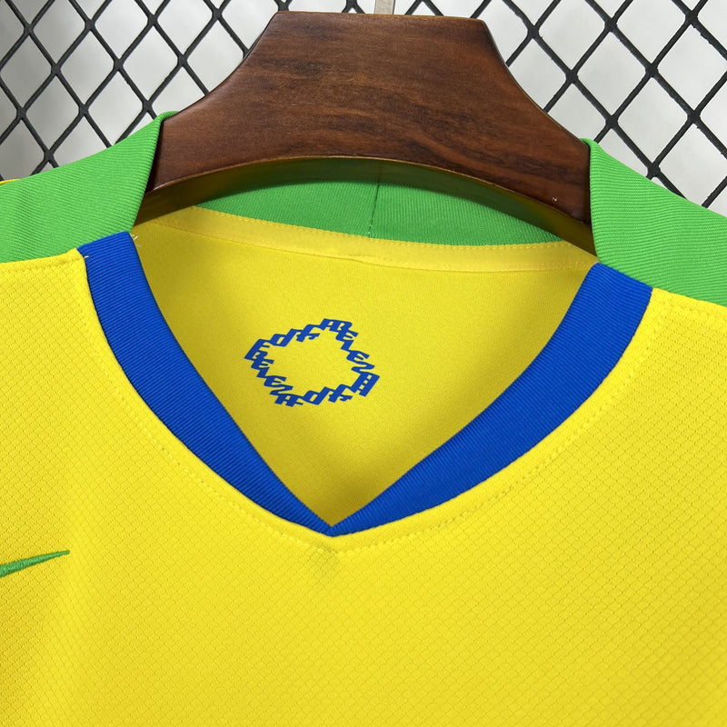 Camisola do Brasil Amarela e Azul - 25-26